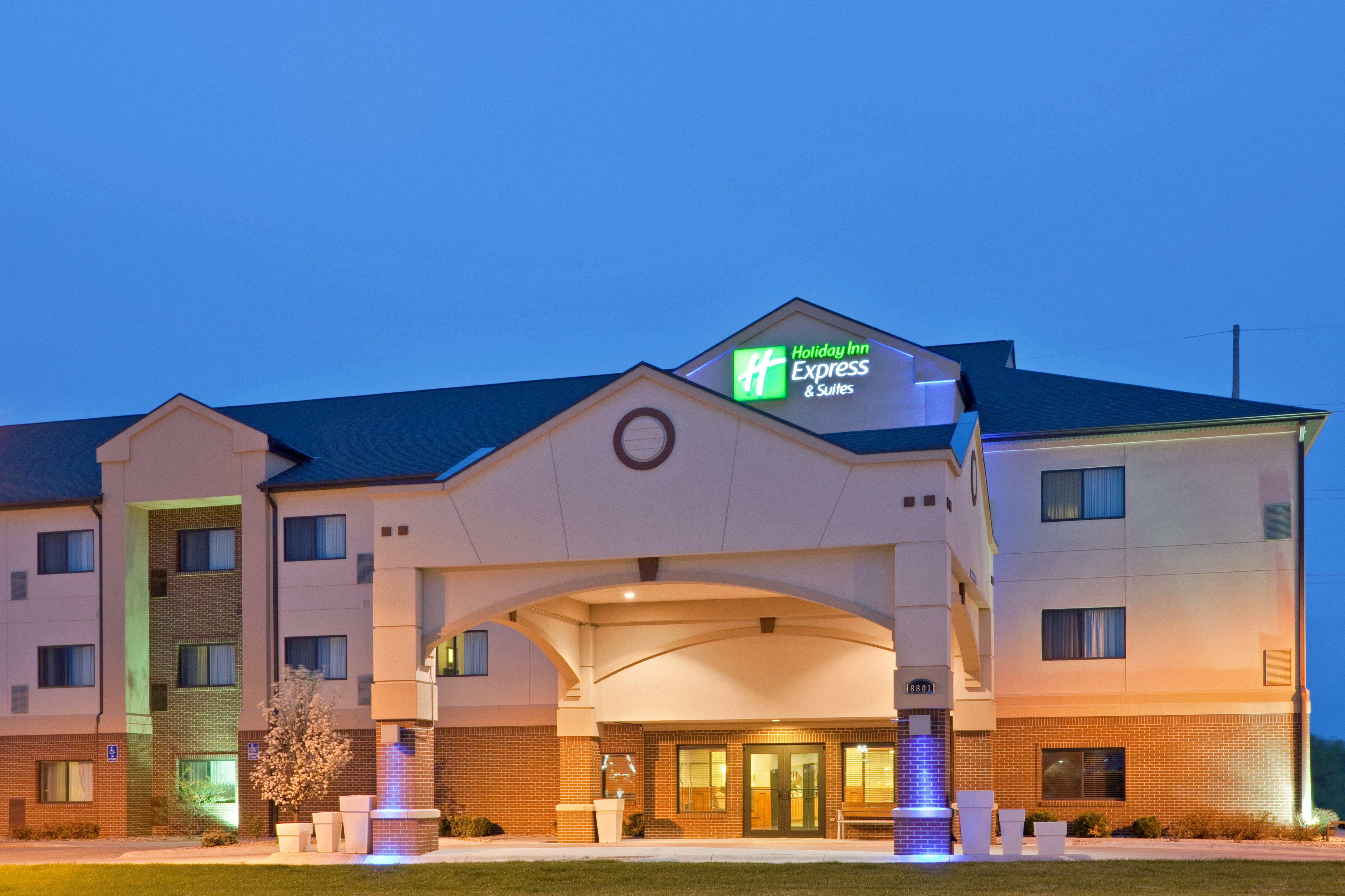 Holiday Inn Express Hotel & Suites Lincoln South By Ihg מראה חיצוני תמונה